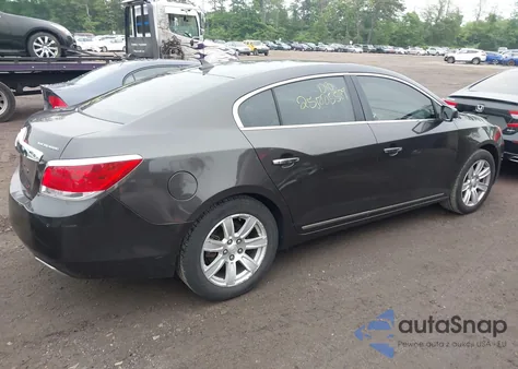 2013 Buick Lacrosse Leather Group z USA, uszkodzony, nr VIN 1G4GC5E32DF202133